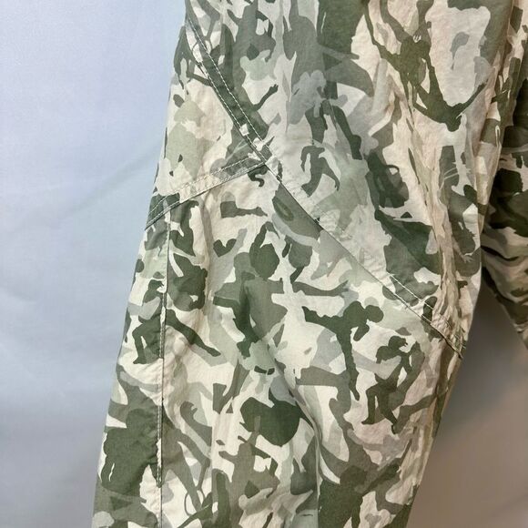 Nike Camouflage Crop Cargo Pants Size L - Picture 5 of 11